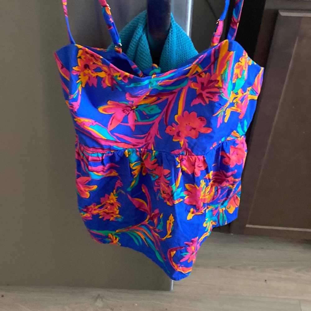 Side zip bow back summer top